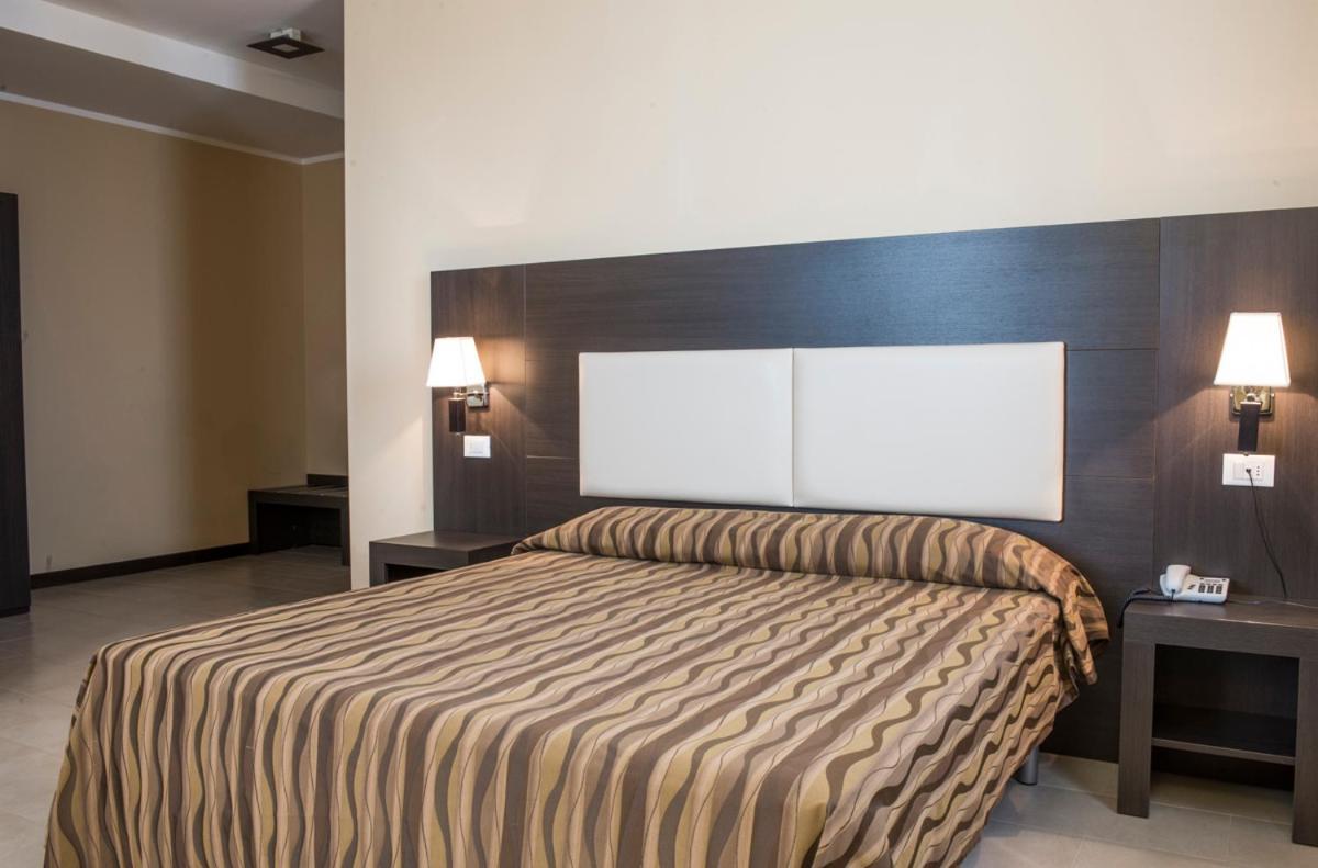 Hotel Corte Business Cavriago Exterior foto
