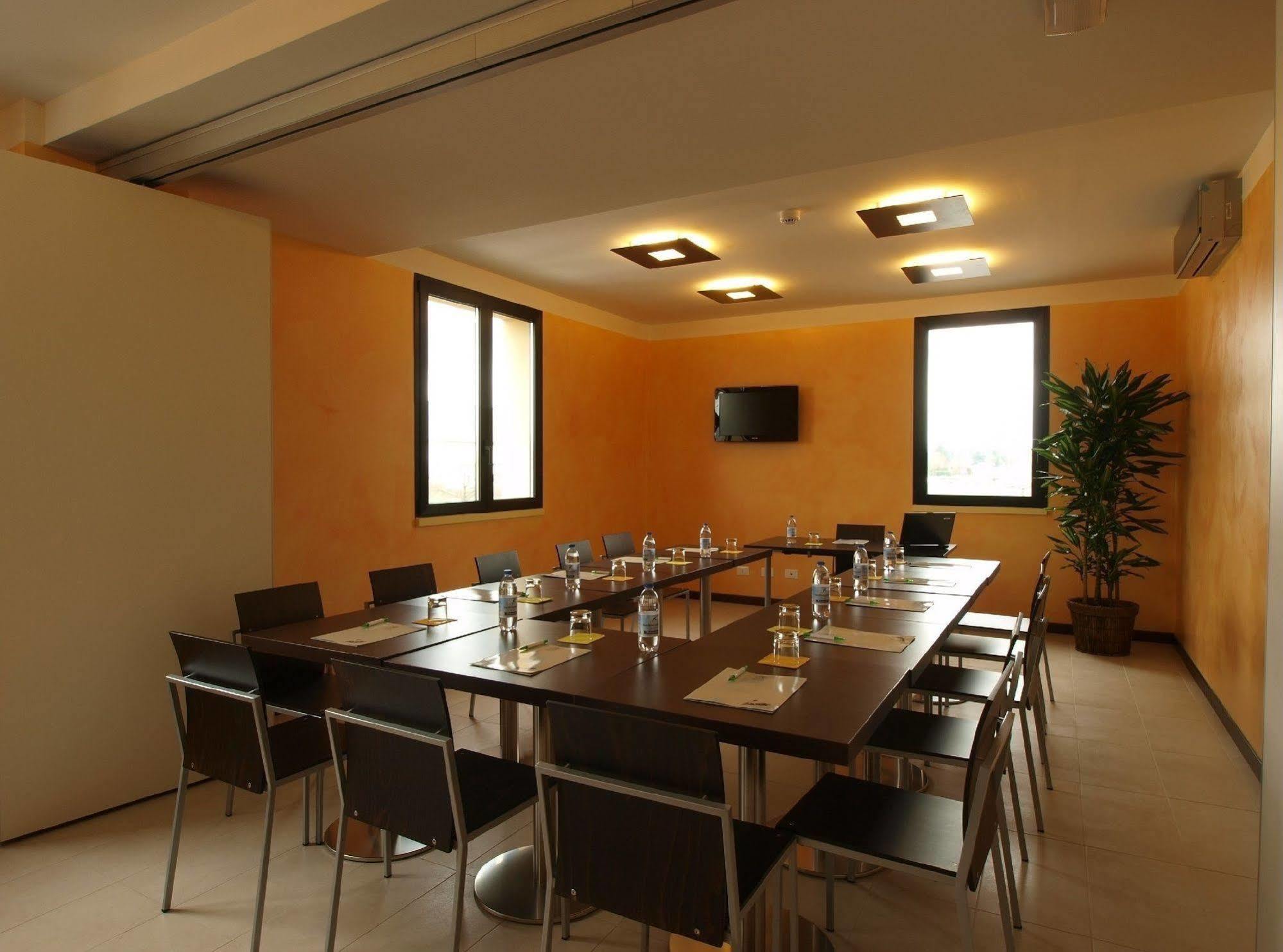 Hotel Corte Business Cavriago Exterior foto